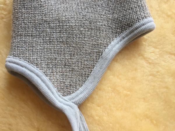 Preview: Schurwollmütze mit Ohrklappen